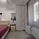 Akis Luxury Flat Apartment